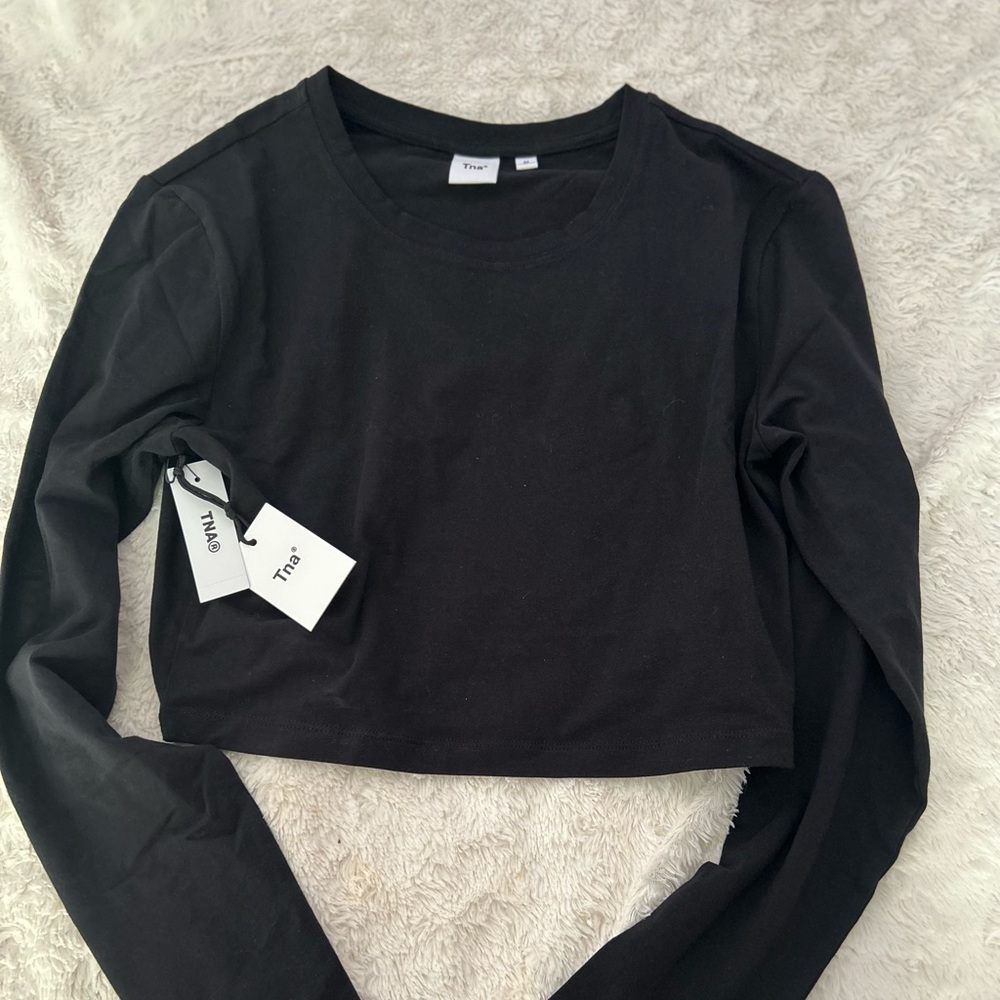 Aritzia Top